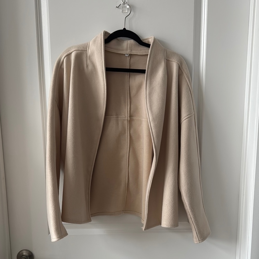 Commense Jacket - image 3